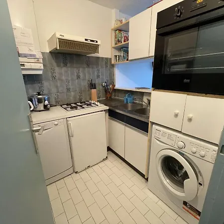 Rdc A Port Camargue - 6 Couchages, Acces Direct Plage, Parking, Jardin - Fr-1-250-263 *