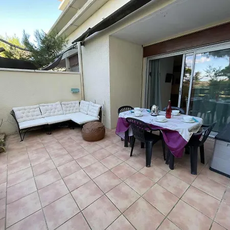 Rdc A Port Camargue - 6 Couchages, Acces Direct Plage, Parking, Jardin - Fr-1-250-263 *