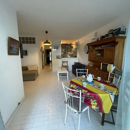 Rdc A Port Camargue - 6 Couchages, Acces Direct Plage, Parking, Jardin - Fr-1-250-263 Appartement Le Grau-du-Roi